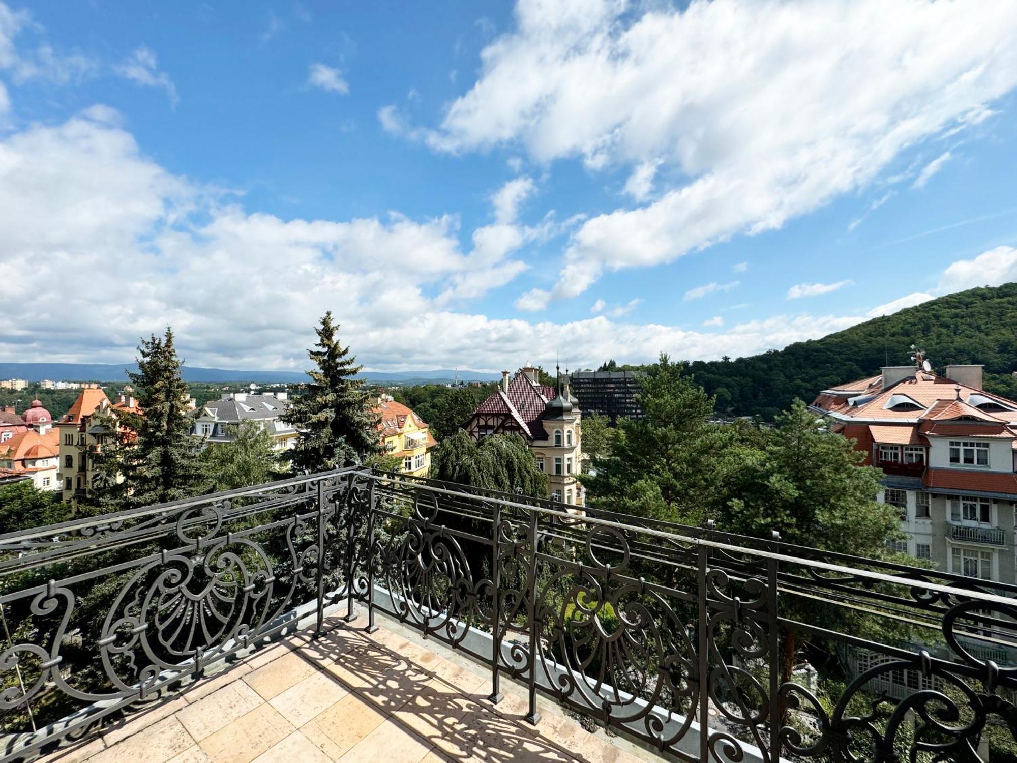 Luxury Apartment Diamond Karlsbad Exterior foto